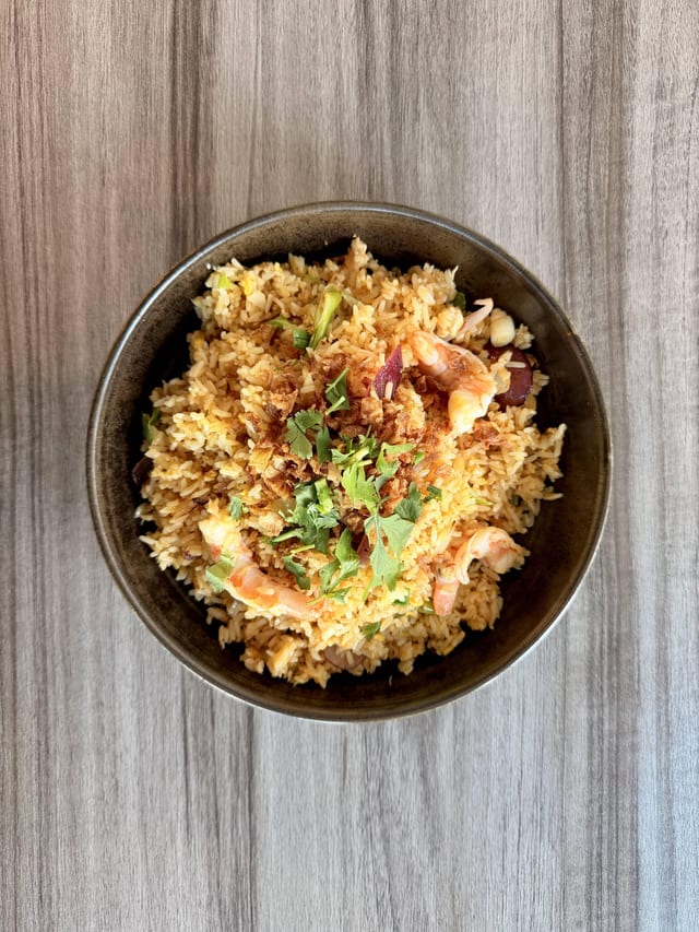 Cơm Chiên Tôm Cua (Shrimp & Crab Fried Rice).