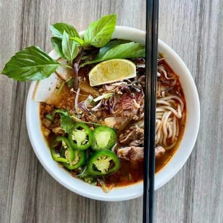 Bún Bò Huế (Spicy Lemongrass Noodle Soup)